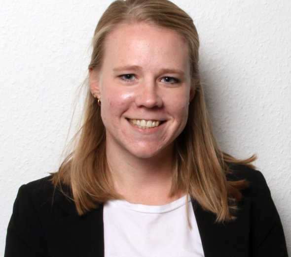 Y.フォルスフォール Y.フォルスフォール